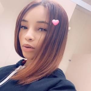 Meet your Posher, Robyn noel